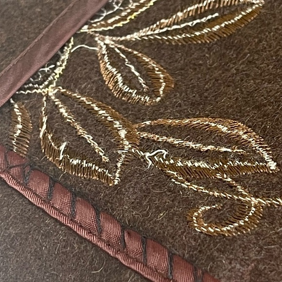 Vintage: Celine Sport ༄ Embroidered Wool Pencil Split Skirt༄ Gold Logo Hardware༄ - Picture 11 of 16